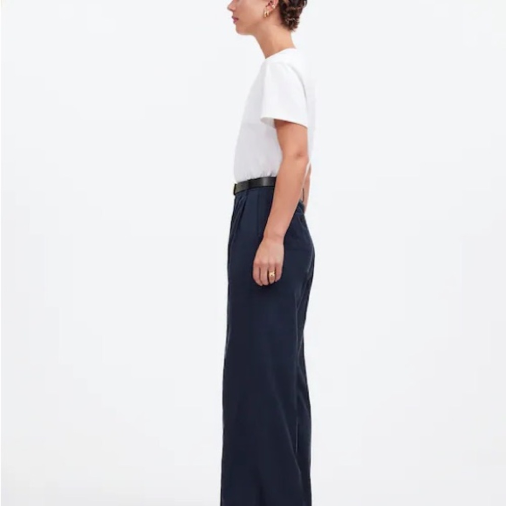 Madewell The Harlow Wide-Leg Pant in Drapey Twill size 4 in Deep Indigo - Picture 3 of 10
